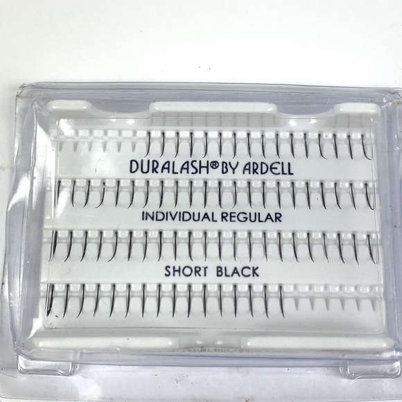 Lashes - Picture 3 of 9